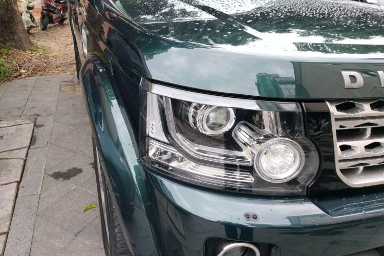 Used Land Rover Discovery 2015 3.0 SC V6 HSE Luxury Right Front Headlight