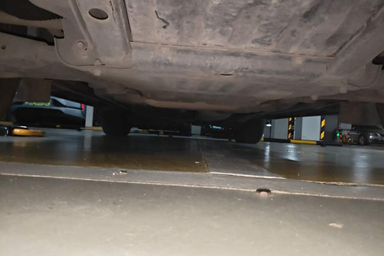 Used Land Rover Discovery 2015 3.0 SC V6 HSE Chassis Front
