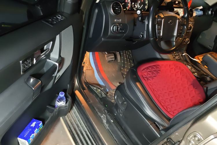 Used Land Rover Discovery 2015 3.0 SC V6 HSE Driver Seat