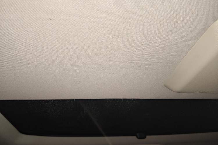 Used Land Rover Discovery 2015 3.0 SC V6 HSE Headliner
