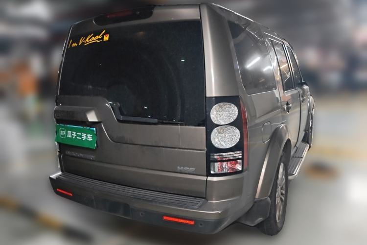 Used Land Rover Discovery 2015 3.0 SC V6 HSE Rear Right 45 Deg