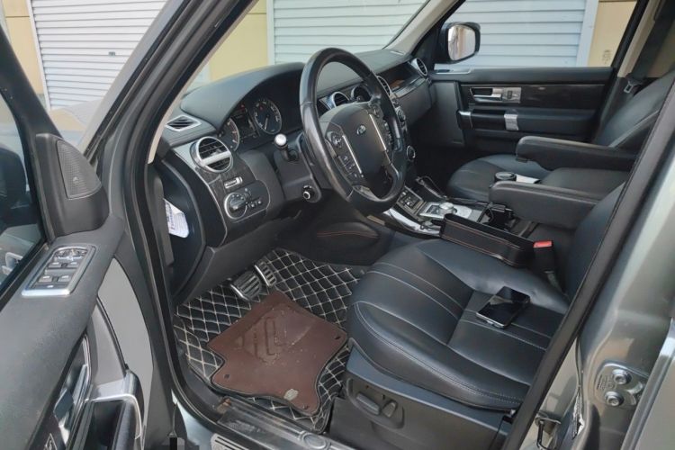 Used Land Rover Discovery 2015 3.0 SC V6 HSE Driver Seat