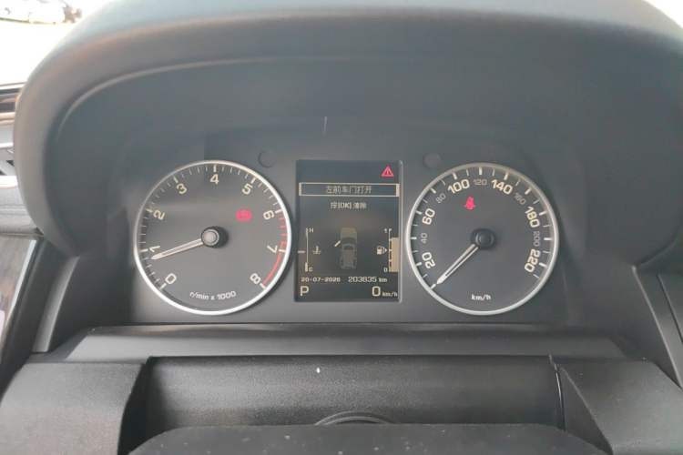 Used Land Rover Discovery 2015 3.0 SC V6 HSE Instrument Cluster
