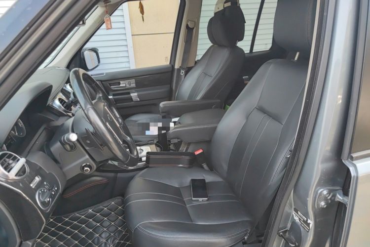 Used Land Rover Discovery 2015 3.0 SC V6 HSE Left Front Seat
