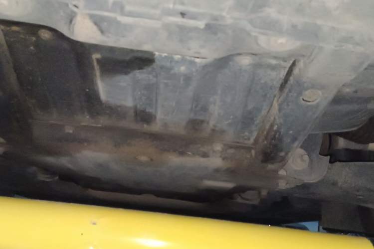 Used Land Rover Discovery 2015 3.0 SC V6 SE Chassis Front