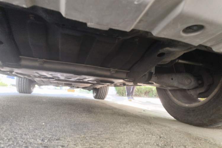 Used Land Rover Discovery 2015 3.0 SC V6 HSE Chassis Front