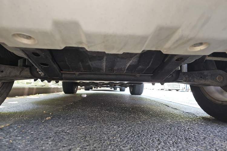 Used Land Rover Discovery 2015 3.0 SC V6 HSE Chassis Front