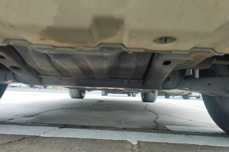 Used Land Rover Discovery 2015 3.0 SDV6 HSE Diesel Version Chassis Front