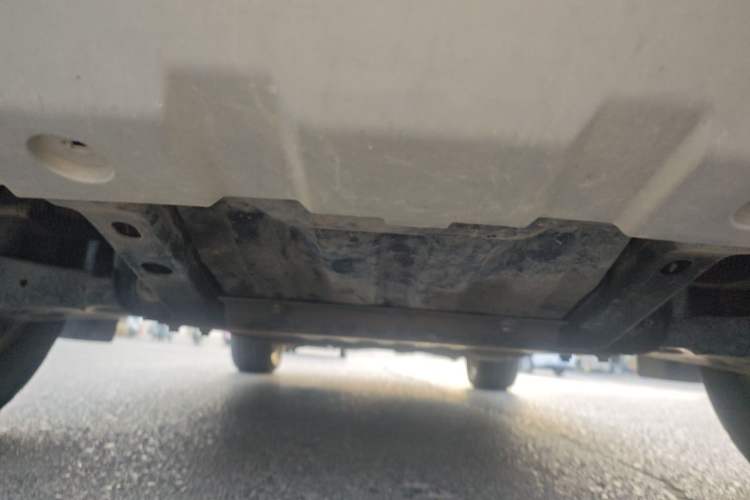 Used Land Rover Discovery 2015 3.0 SDV6 HSE Diesel Version Chassis Front