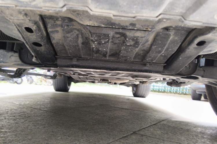 Used Land Rover Discovery 2015 3.0 SC V6 SE Chassis Front