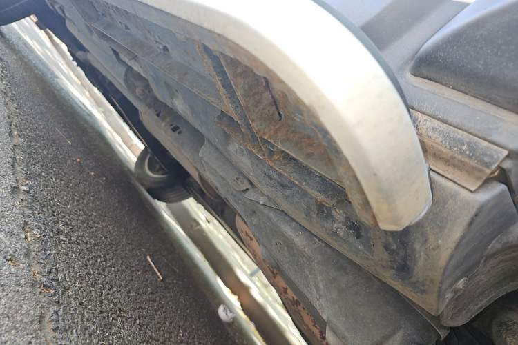 Used Land Rover Discovery 2015 3.0 SC V6 HSE Chassis Rear Left