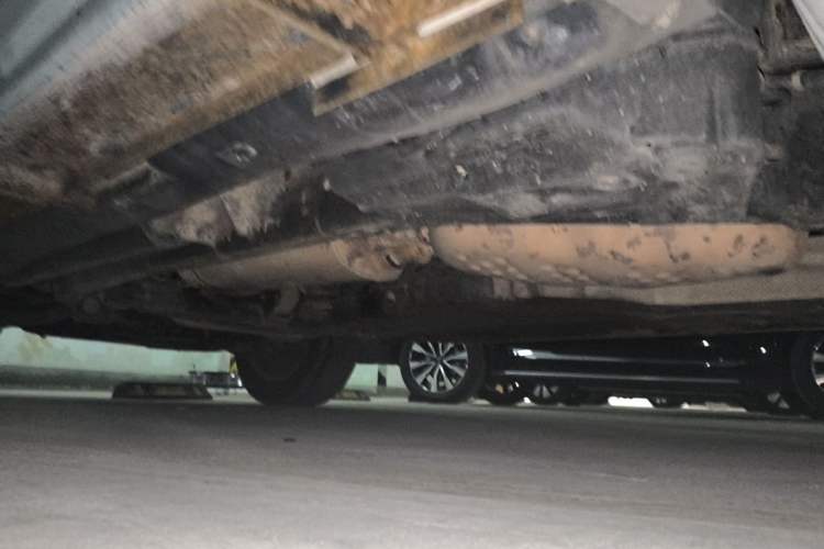 Used Land Rover Discovery 2015 3.0 SC V6 SE Chassis Rear Left