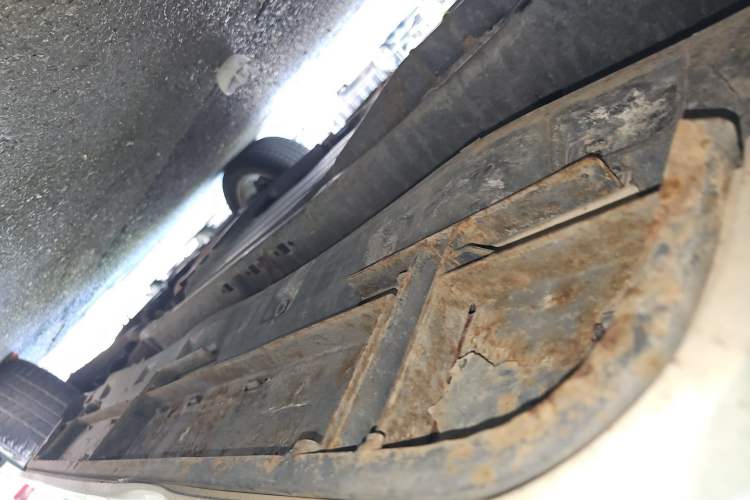 Used Land Rover Discovery 2015 3.0 SC V6 HSE Chassis Rear Right