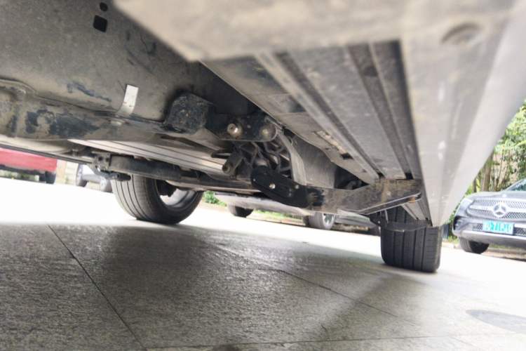 Used Land Rover Discovery 2015 3.0 SC V6 SE Chassis Rear Right