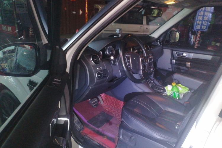 Used Land Rover Discovery 2015 3.0 SC V6 SE Driver Seat