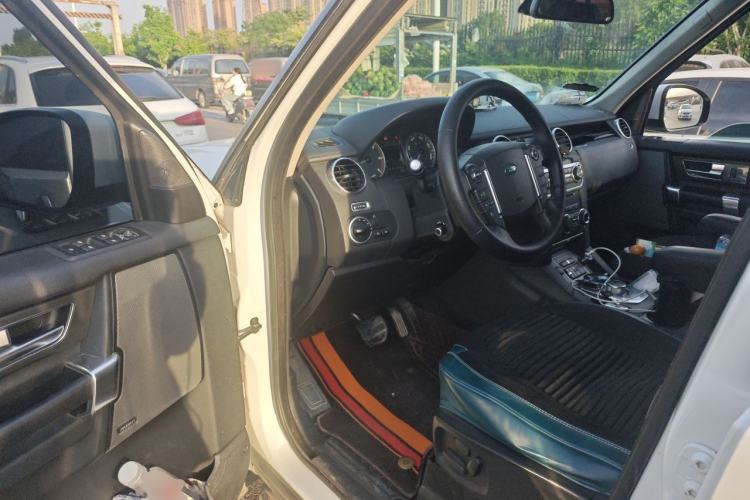 Used Land Rover Discovery 2015 3.0 SDV6 HSE Diesel Version Driver Seat