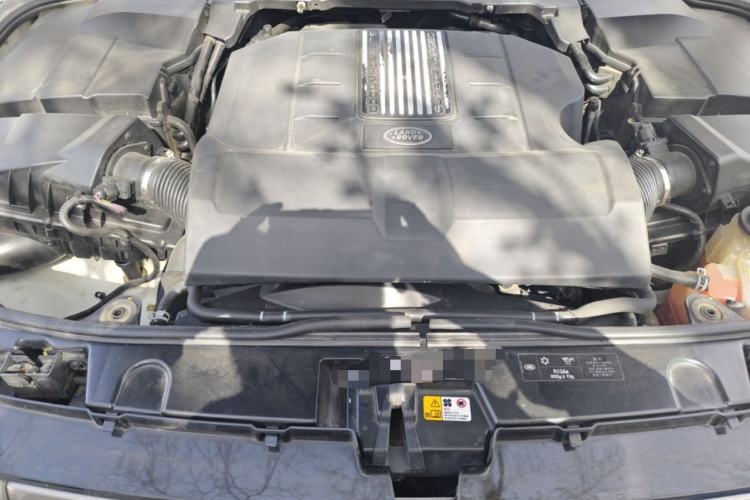 Used Land Rover Discovery  Engine Bay