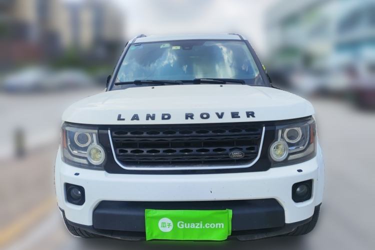 Used Land Rover Discovery 2015 4th Generation 3.0 V6 SC SE 7 Seats Front