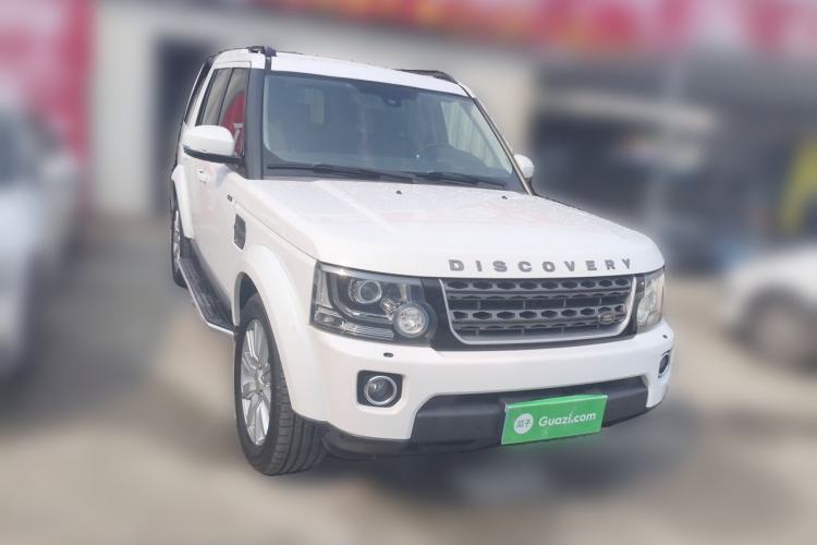Used Land Rover Discovery 2015 3.0 SDV6 HSE Diesel Version Front Right 45 Deg