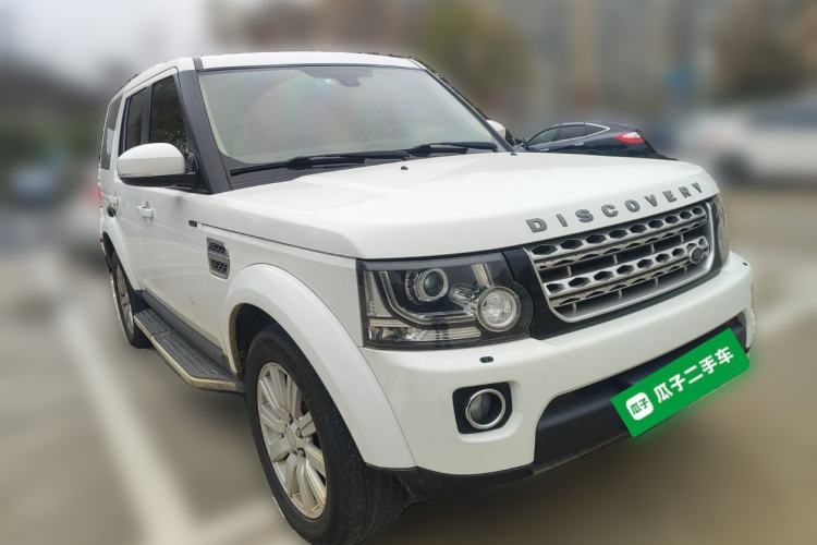 Used Land Rover Discovery 2015 3.0 SDV6 HSE Diesel Version Front Right 45 Deg