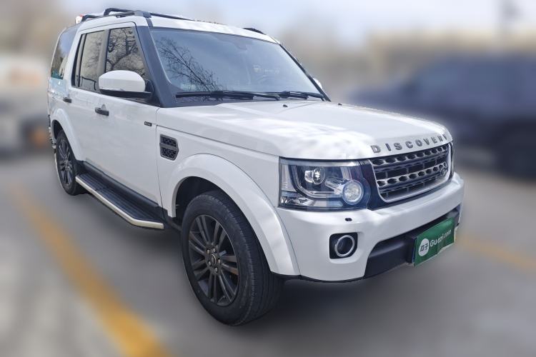 Used Land Rover Discovery  Front Right 45 Deg