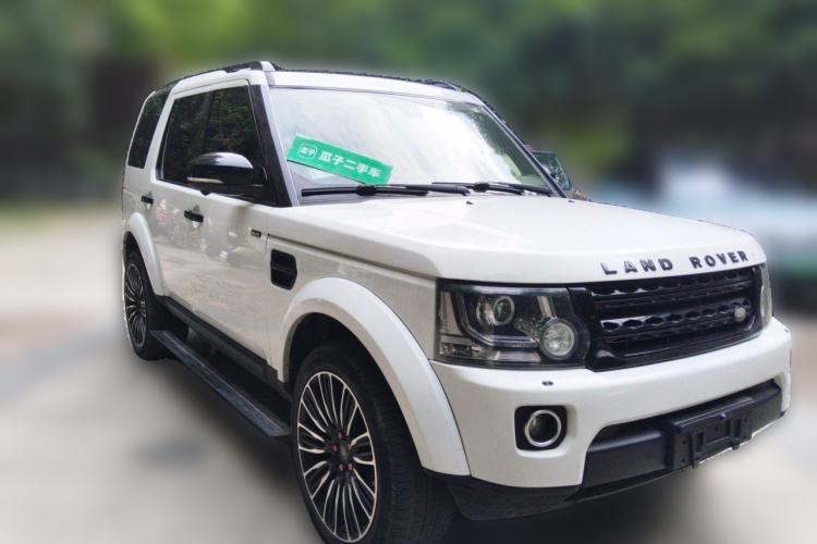 Used Land Rover Discovery 2015 3.0 SC V6 SE Front Right 45 Deg