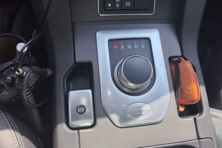 Used Land Rover Discovery  Gear Lever