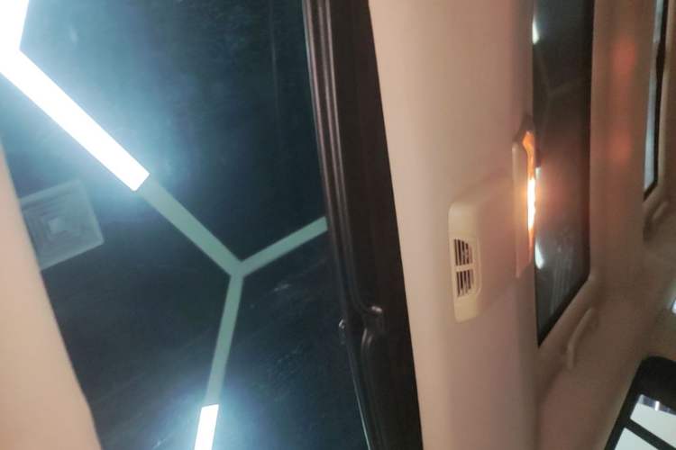 Used Land Rover Discovery 2015 3.0 SC V6 SE Headliner