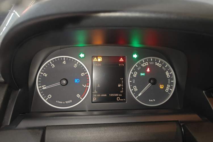 Used Land Rover Discovery 2015 3.0 SC V6 SE Instrument Cluster