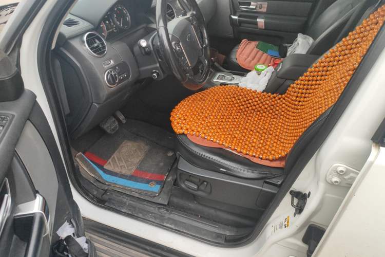 Used Land Rover Discovery 2015 3.0 SDV6 HSE Diesel Version Left Front Seat