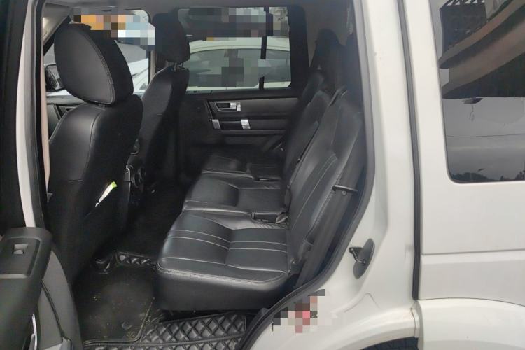 Used Land Rover Discovery 2015 3.0 SC V6 HSE Luxury Left Rear Seat