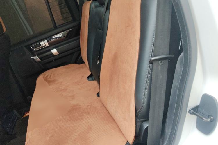 Used Land Rover Discovery 2015 3.0 SC V6 HSE Luxury Left Rear Seat