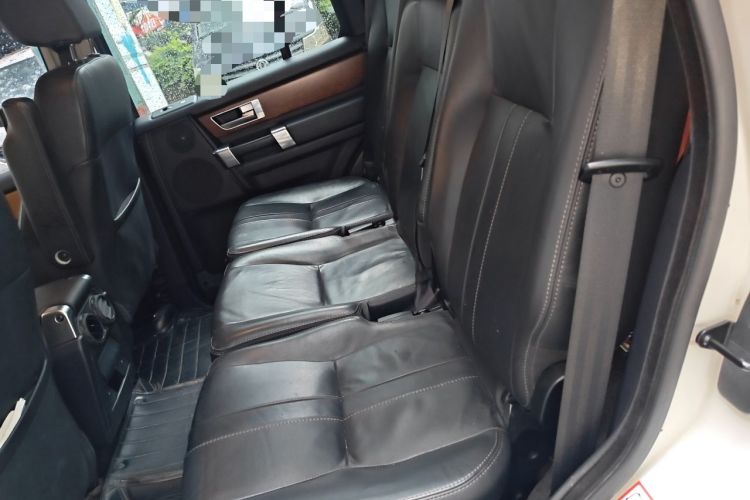 Used Land Rover Discovery 2015 3.0 SC V6 HSE Luxury Left Rear Seat