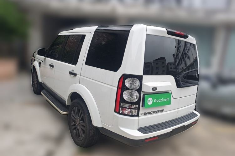 Used Land Rover Discovery 2015 3.0 SC V6 SE Rear Left 45 Deg