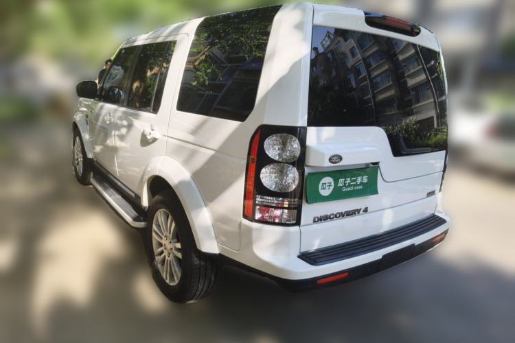 Used Land Rover Discovery 2015 3.0 SC V6 HSE Rear Left 45 Deg