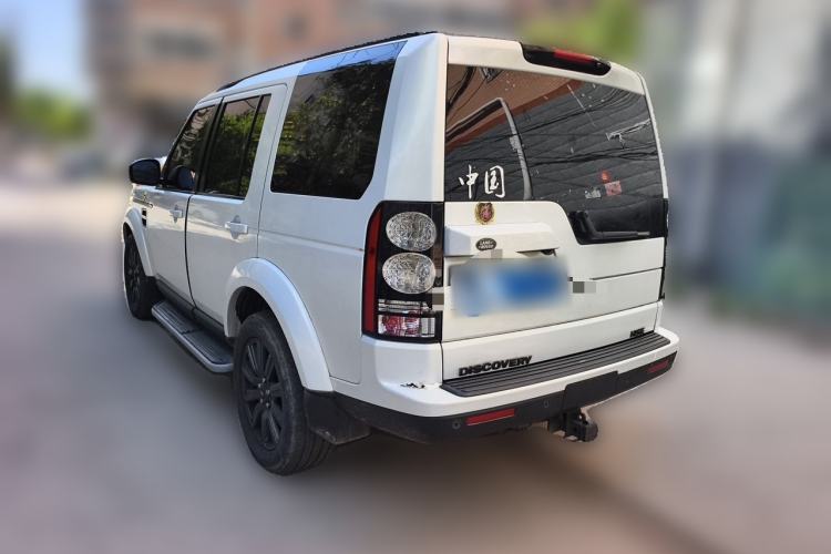 Used Land Rover Discovery 2015 3.0 SDV6 HSE Diesel Version Rear Left 45 Deg