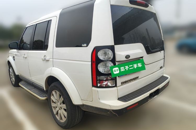 Used Land Rover Discovery 2015 3.0 SDV6 HSE Diesel Version Rear Left 45 Deg