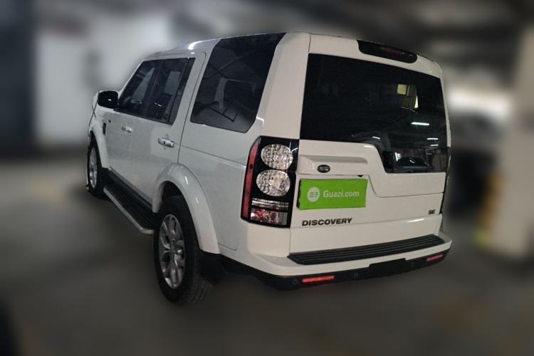 Used Land Rover Discovery 2015 3.0 SC V6 SE Rear Left 45 Deg