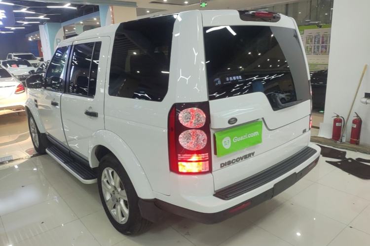 Used Land Rover Discovery 2015 3.0 SC V6 SE Rear Left 45 Deg