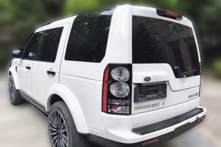 Used Land Rover Discovery 2015 3.0 SC V6 SE Rear Left 45 Deg