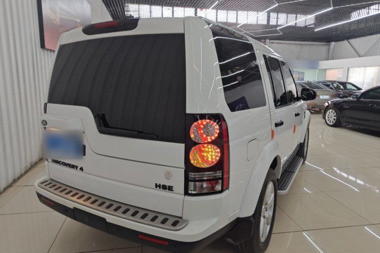 Used Land Rover Discovery 2015 3.0 SC V6 SE Rear Right 45 Deg