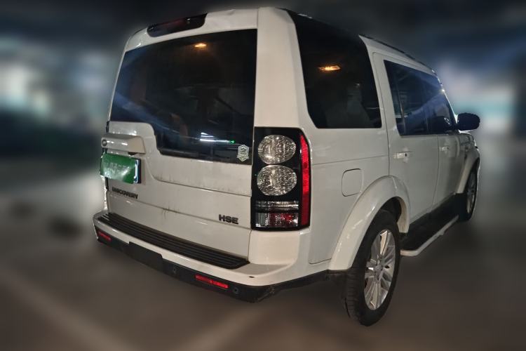 Used Land Rover Discovery 2015 3.0 SC V6 HSE Luxury Rear Right 45 Deg