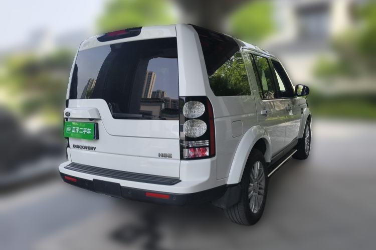 Used Land Rover Discovery 2015 3.0 SC V6 HSE Rear Right 45 Deg