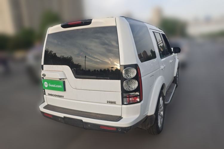 Used Land Rover Discovery 2015 3.0 SDV6 HSE Diesel Version Rear Right 45 Deg