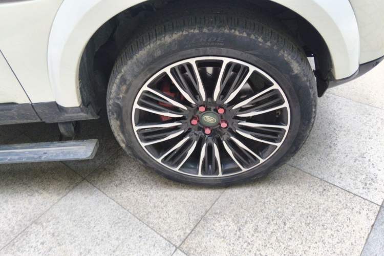 Used Land Rover Discovery 2015 3.0 SC V6 SE Right Front Wheel Hub