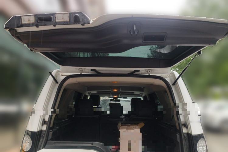 Used Land Rover Discovery 2015 3.0 SC V6 HSE Luxury Trunk