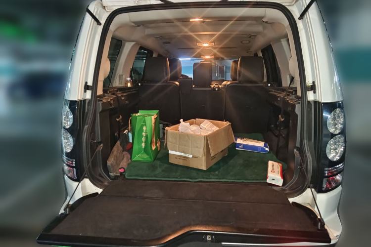 Used Land Rover Discovery 2015 3.0 SC V6 HSE Luxury Trunk