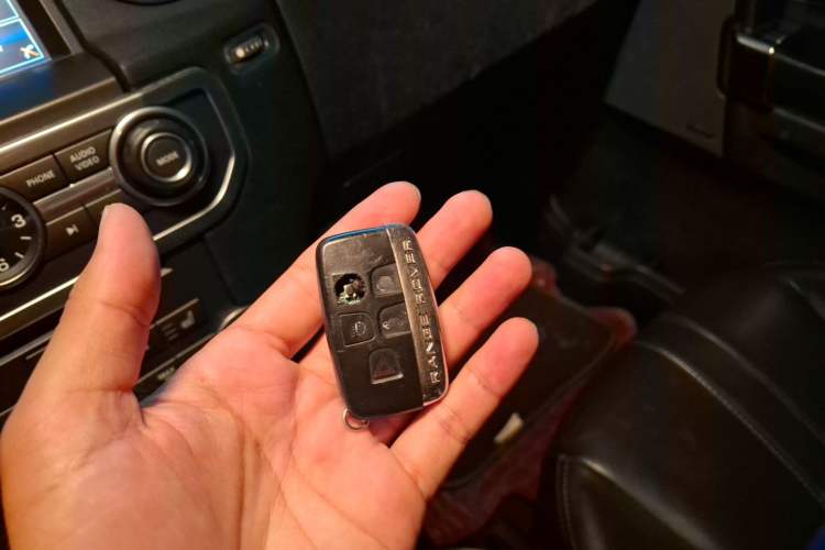 Used Land Rover Discovery 2015 3.0 SDV6 HSE Diesel Version Vehicle Key