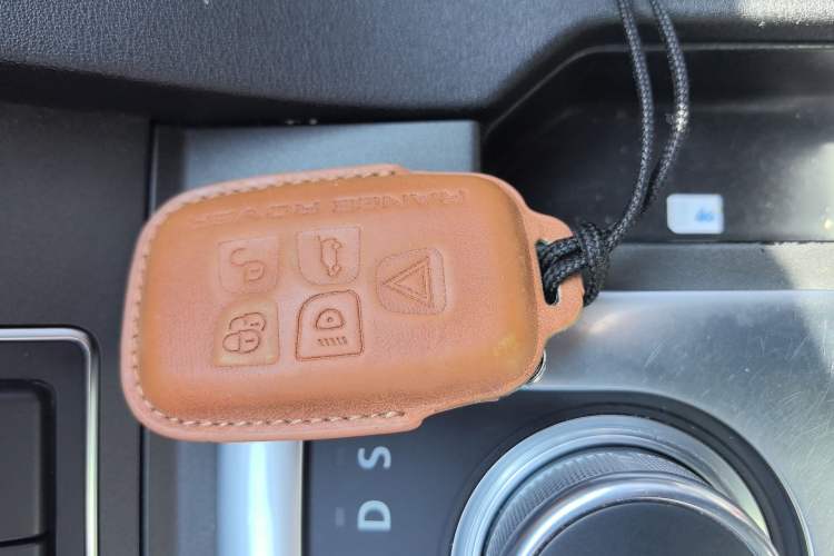 Used Land Rover Discovery  Vehicle Key