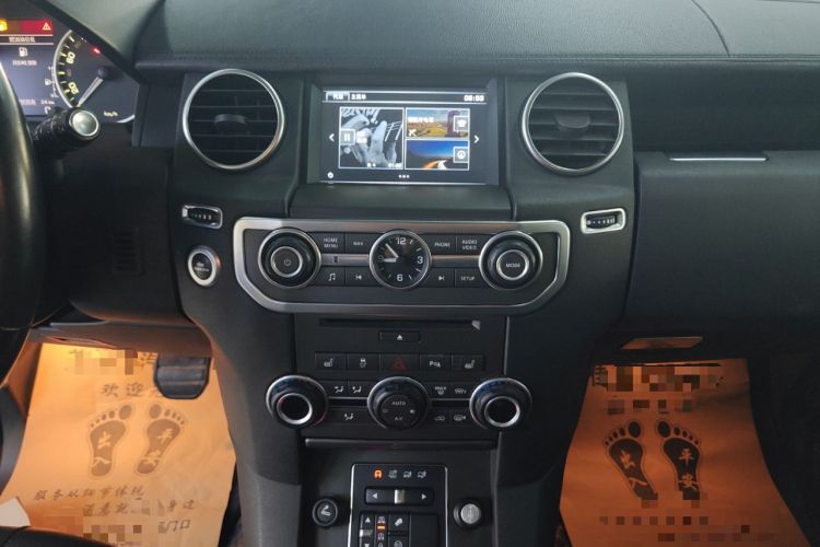 Used Land Rover Discovery 2016 3.0 SC V6 SE Audio And AC Panel